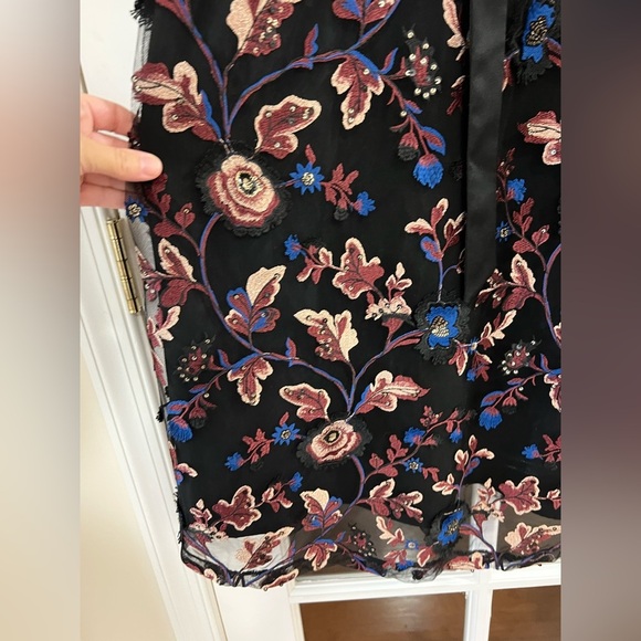 Sam Edelman embroidered Dress - size 12 - NWT - Picture 6 of 9
